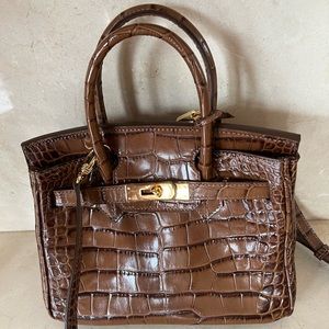 NWT Buti 26cm brown crocco handbag